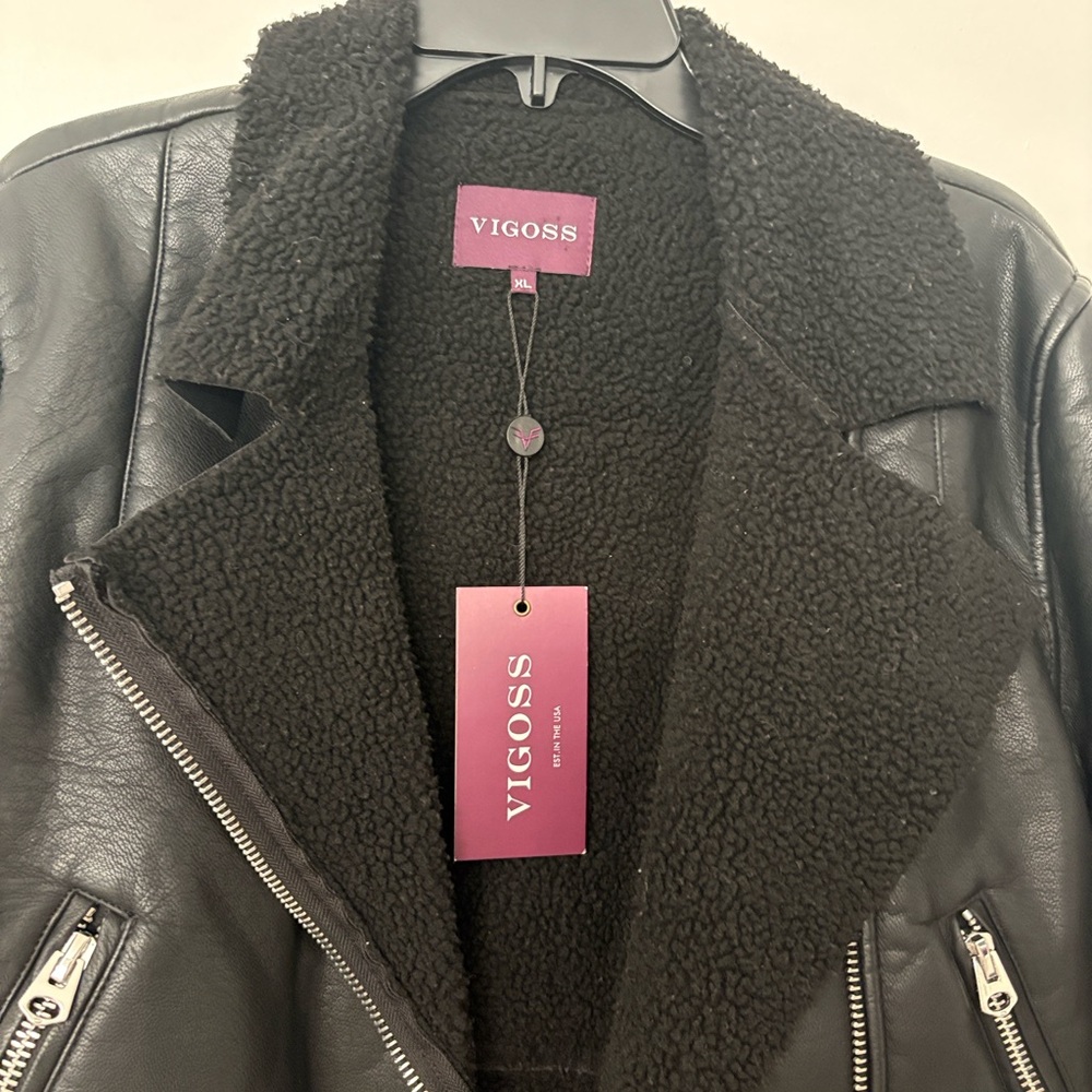 Vigoss Black Faux Leather Shearling Moto Jacket - Picture 2 of 6
